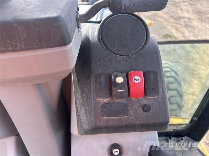 CAT 420E Tractopelle