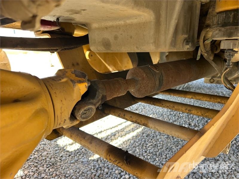 CAT 420E Grävlastare