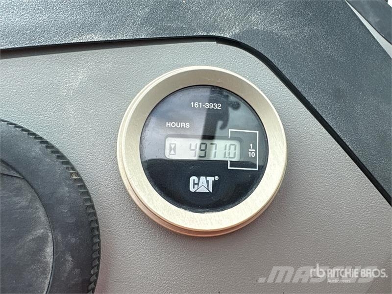 CAT 420E Rovokopači