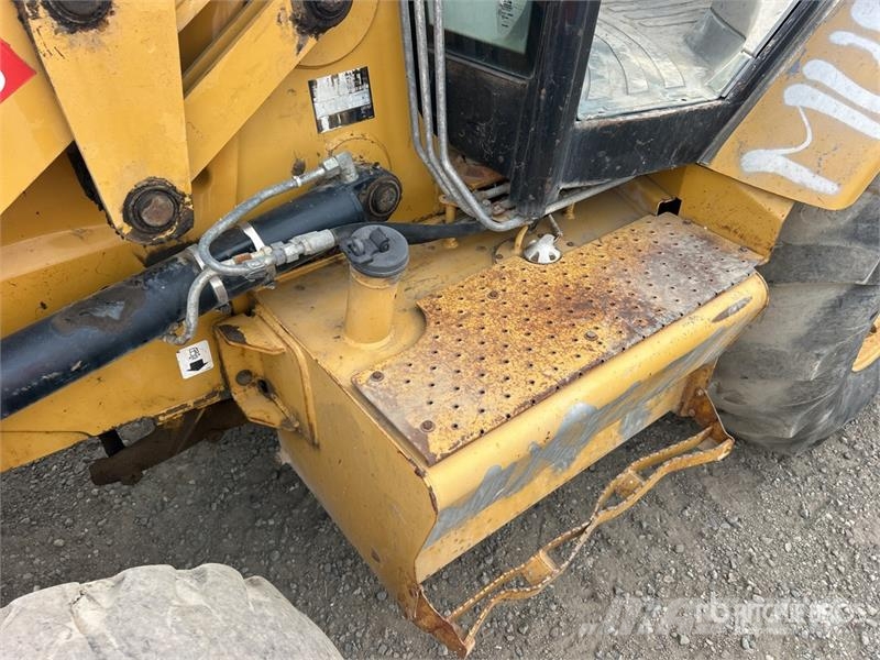 CAT 420E لوادر ذات جرافات عكسية