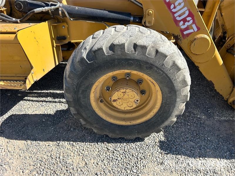 CAT 420E Grävlastare