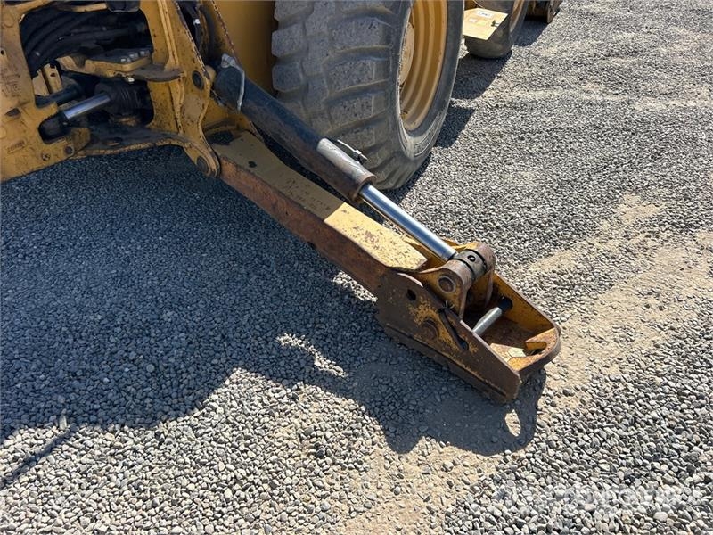 CAT 420E Grävlastare