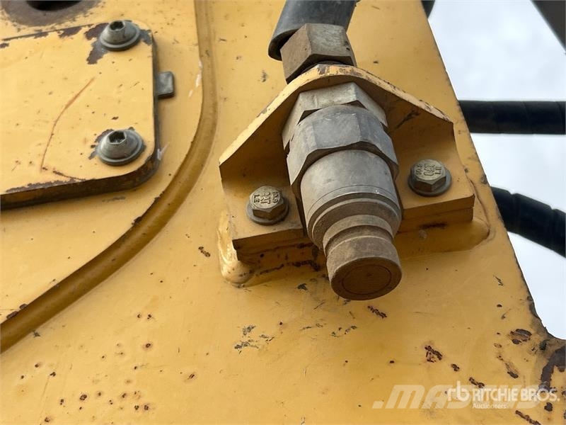 CAT 420E Tractopelle