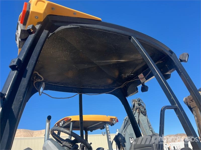 CAT 420F Retroescavadeiras