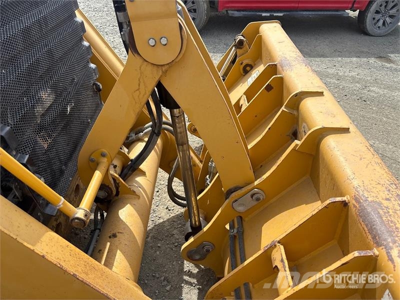 CAT 420F Grävlastare