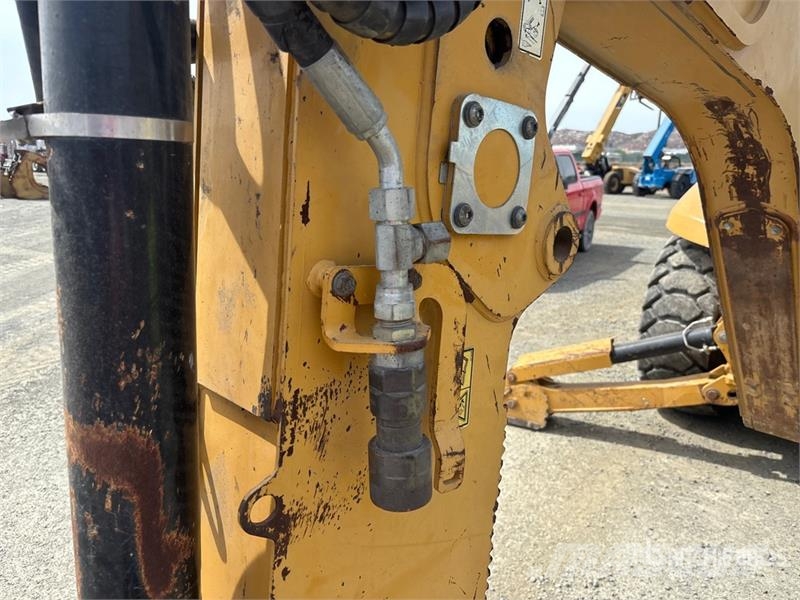 CAT 420F Grävlastare