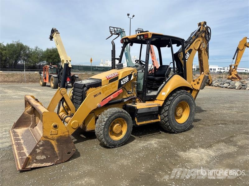 CAT 420F Grävlastare