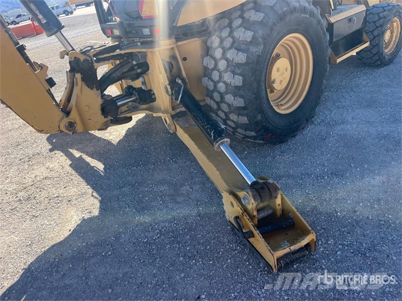 CAT 420F Retroescavadeiras