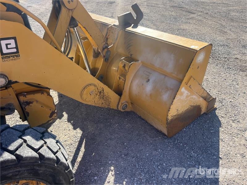 CAT 420F Retroescavadeiras