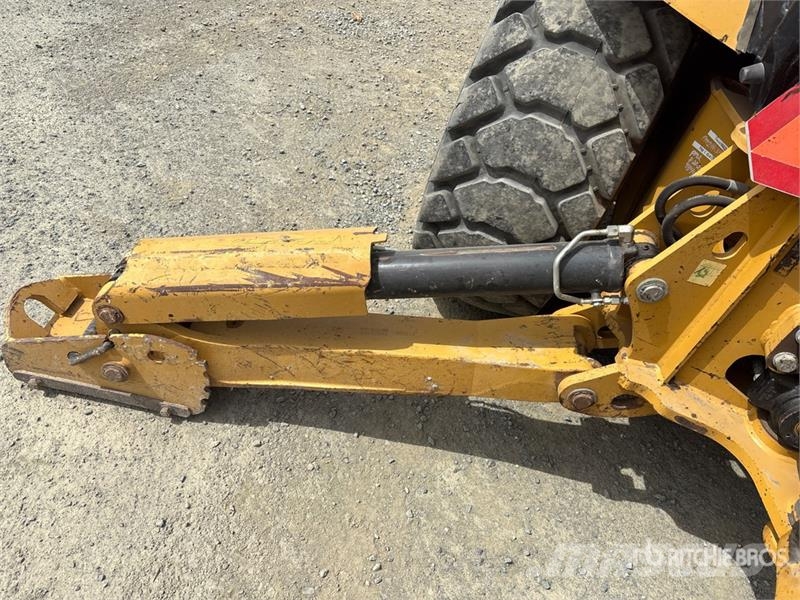 CAT 420F Grävlastare