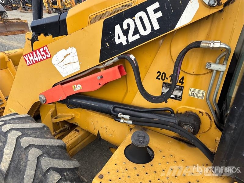 CAT 420F Rovokopači