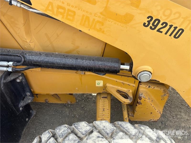 CAT 420F Grävlastare