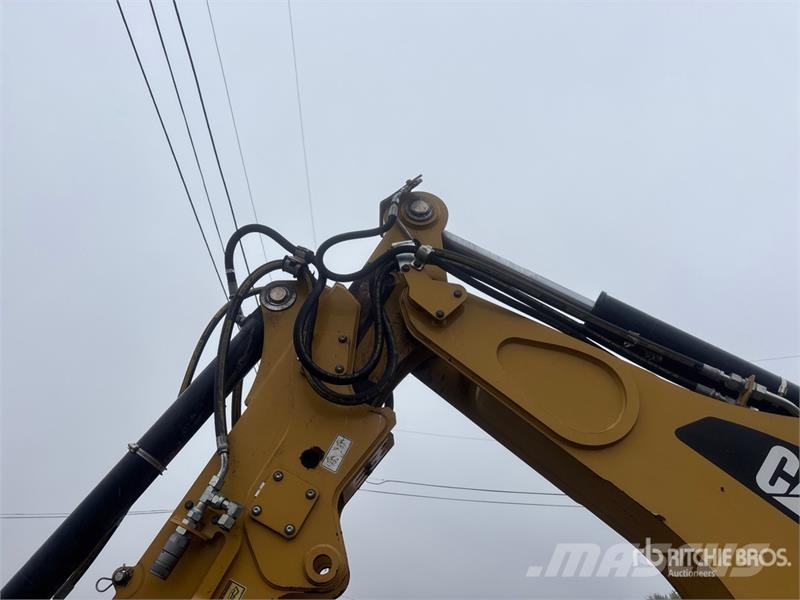 CAT 420F バックホーローダー