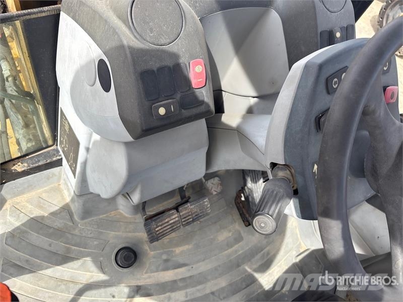 CAT 420F Grävlastare