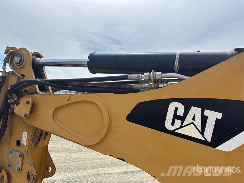 CAT 420F Grävlastare