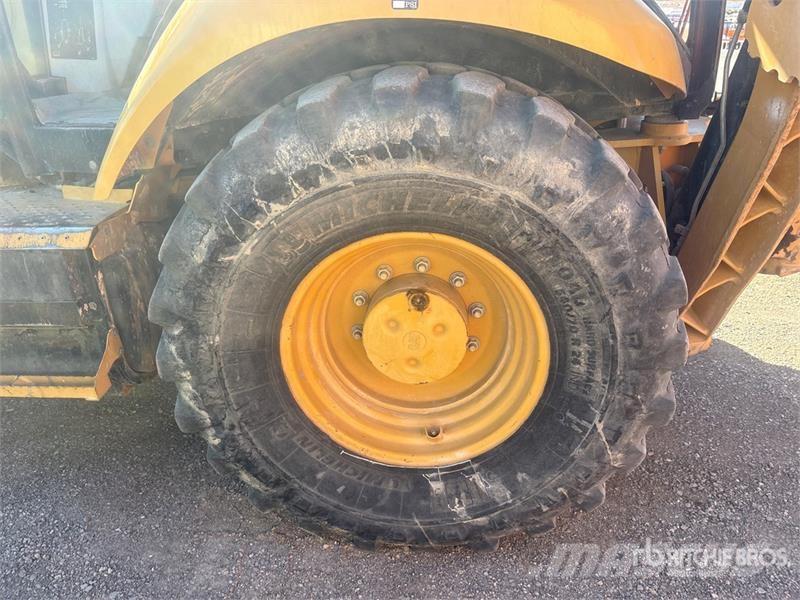 CAT 420F Rovokopači