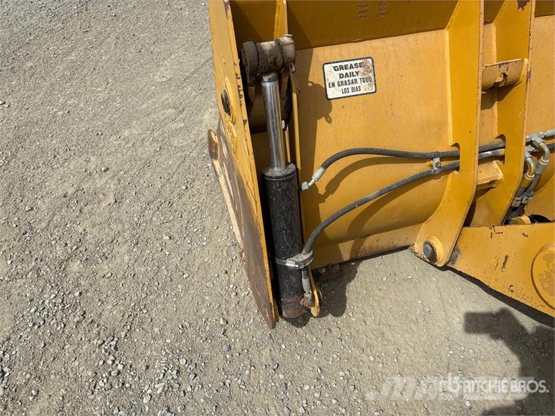 CAT 420F Grävlastare
