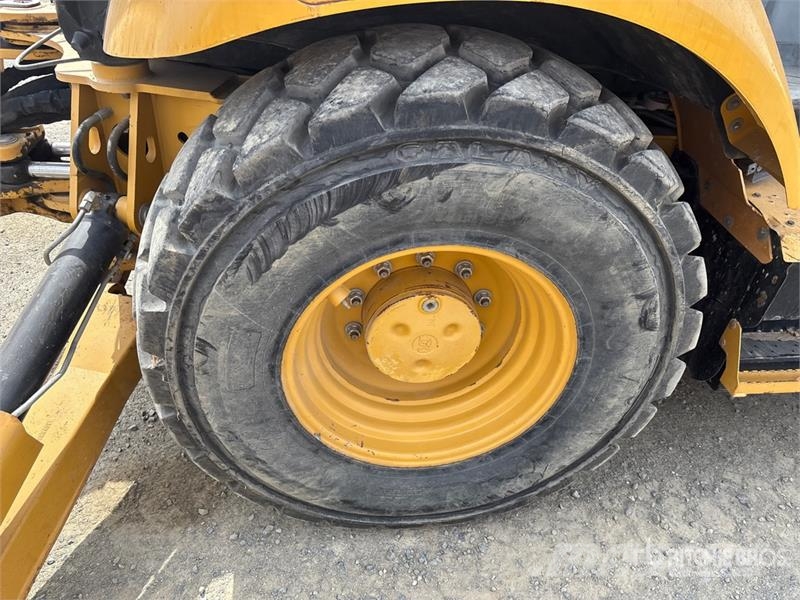 CAT 420F Grävlastare