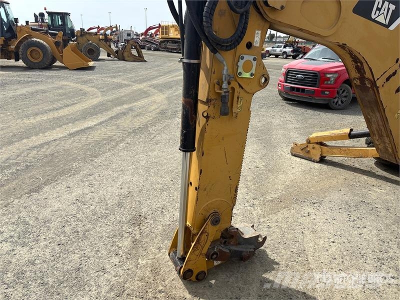 CAT 420F Grävlastare