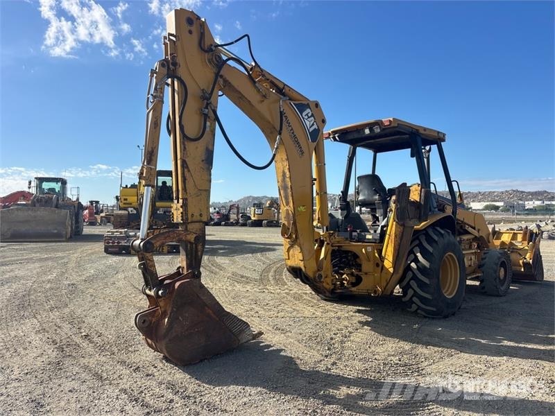 CAT 446D لوادر ذات جرافات عكسية