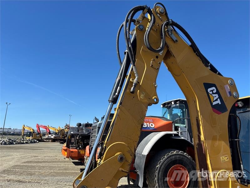 CAT 450 لوادر ذات جرافات عكسية