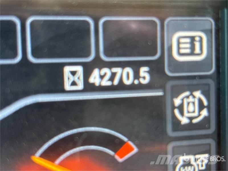 CAT 450 لوادر ذات جرافات عكسية