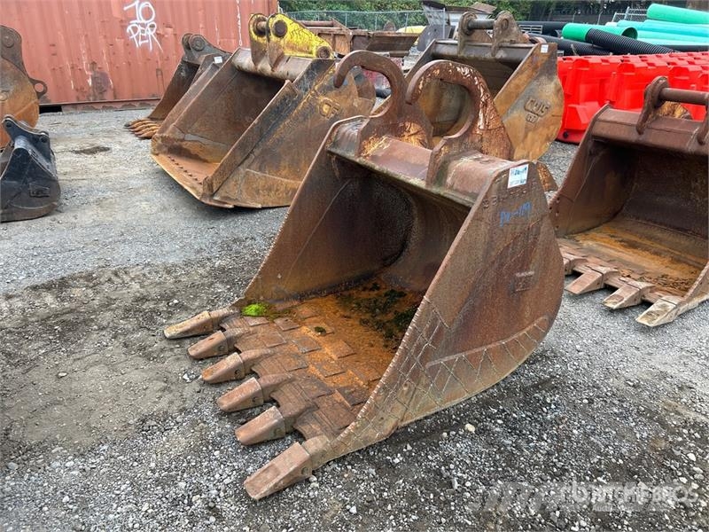 CAT 48 in Digging Excavator Bucket - Fits 318B 挖斗