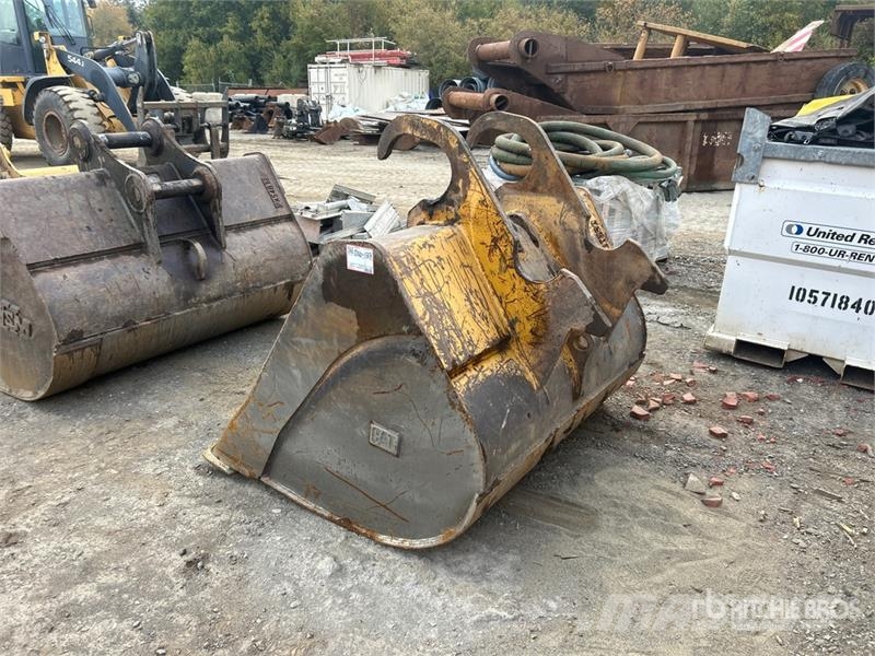 CAT 60 in Q/C Cleanup Excavator Bucket Кофи