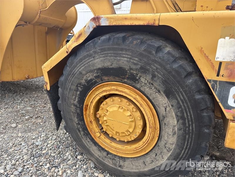 CAT 613C 5000 gal Water Wagon 給水車