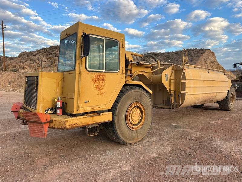 CAT 613C 5000 gal Water Wagon 給水車