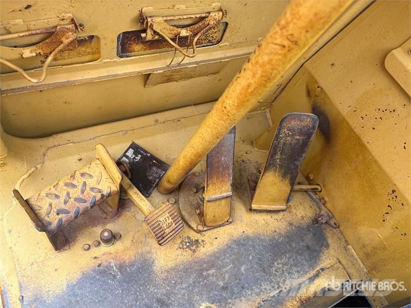 CAT 613C Motor Scraper 刮土機