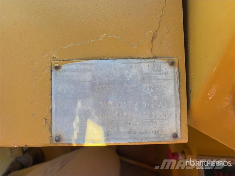 CAT 615C Camiones cisterna