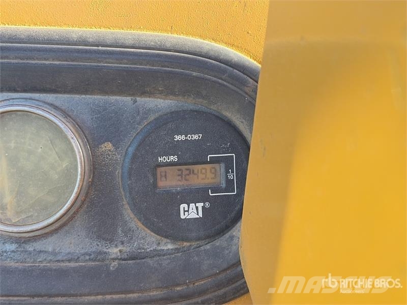 CAT 615C Camiones cisterna