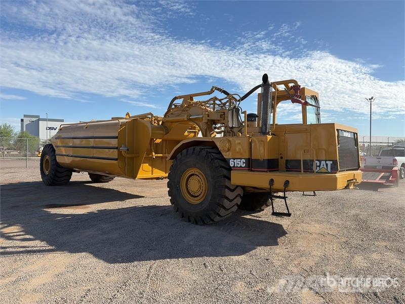CAT 615C Camiones cisterna