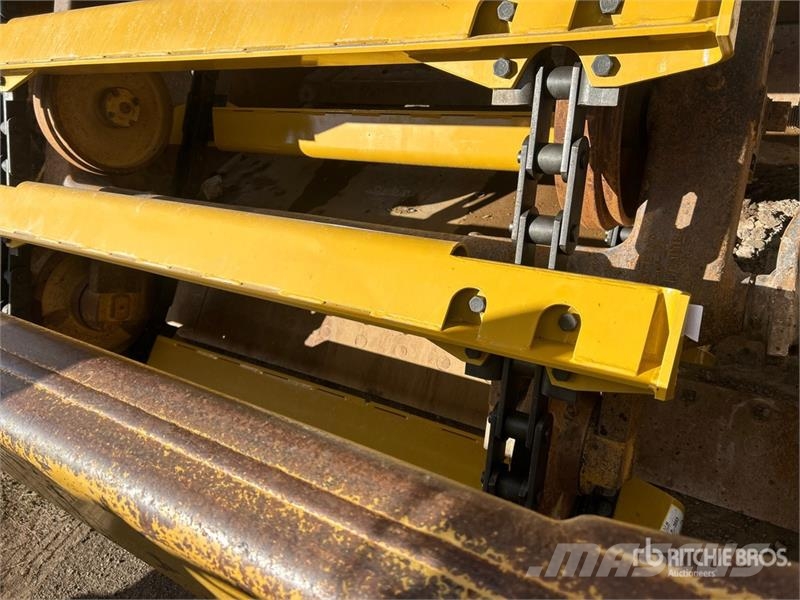 CAT 615C Motor Scraper Skrēperi