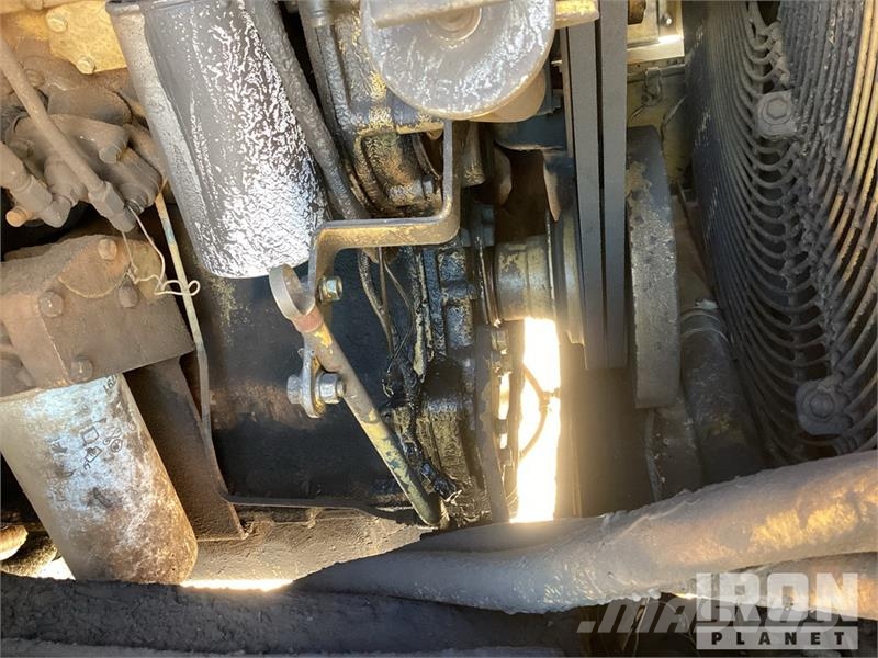 CAT 615C Motor Scraper Raspadores