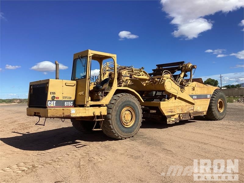 CAT 615C Motor Scraper Raspadores