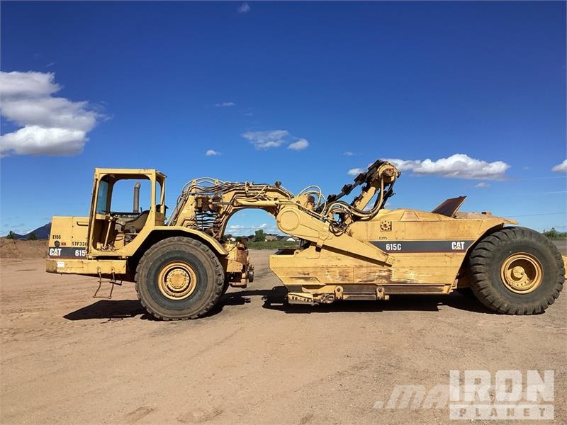 CAT 615C Motor Scraper Raspadores
