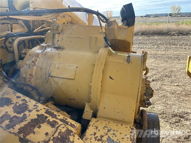 CAT 615C series ll Motor Scraper Elevatoare