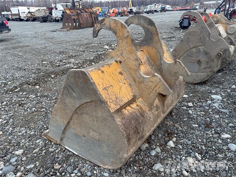 CAT 62 in Q/C Cleanup Excavator Bucket - Fits Cat 320 Žlice