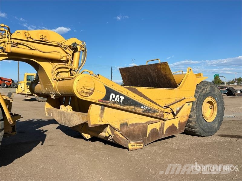 CAT 621G 스크레이퍼