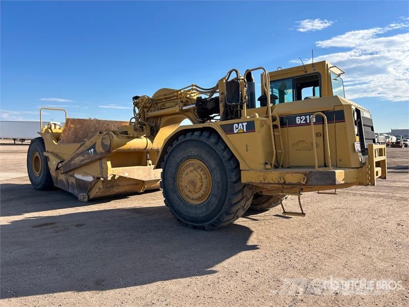 CAT 621G 스크레이퍼