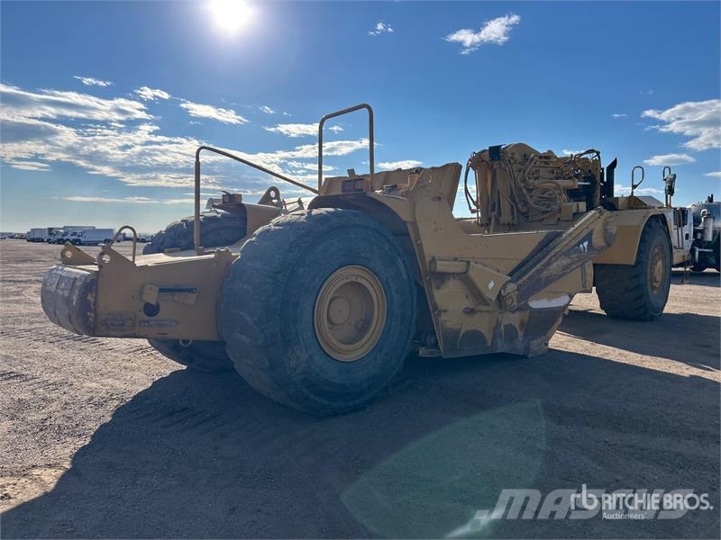 CAT 621G 스크레이퍼
