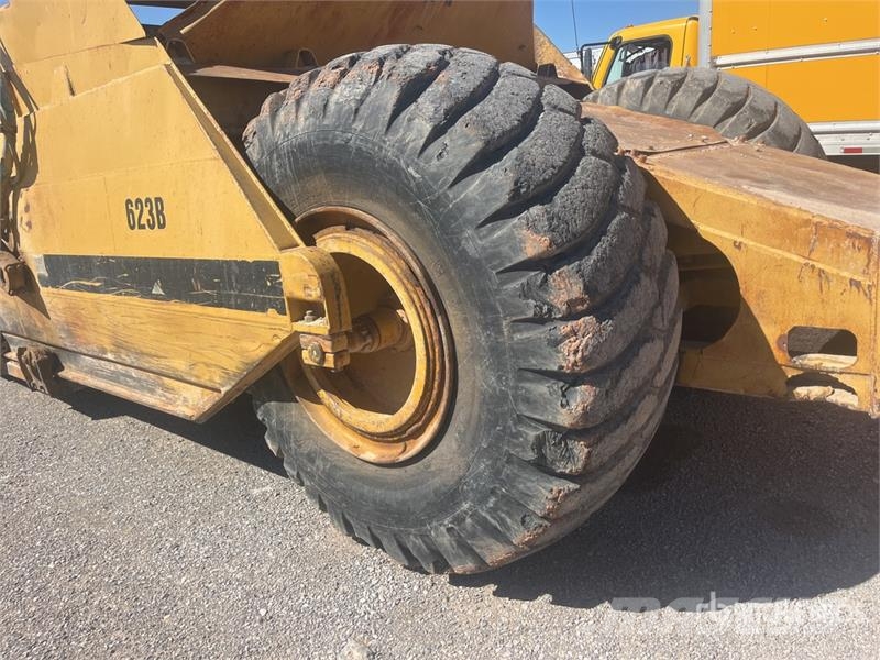 CAT 623B Motor Scraper Скреперы