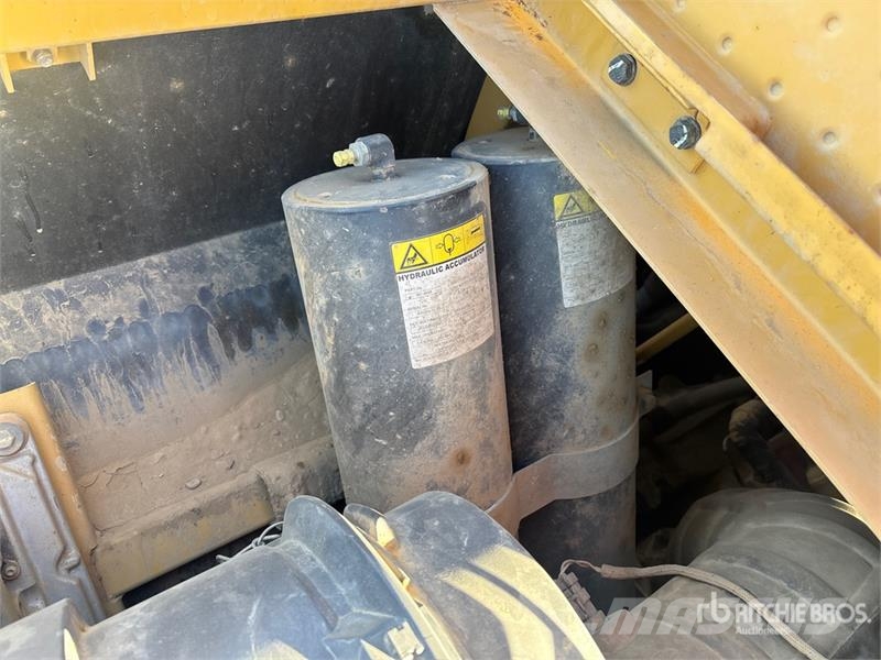 CAT 623K Motor Scraper Elevatoare