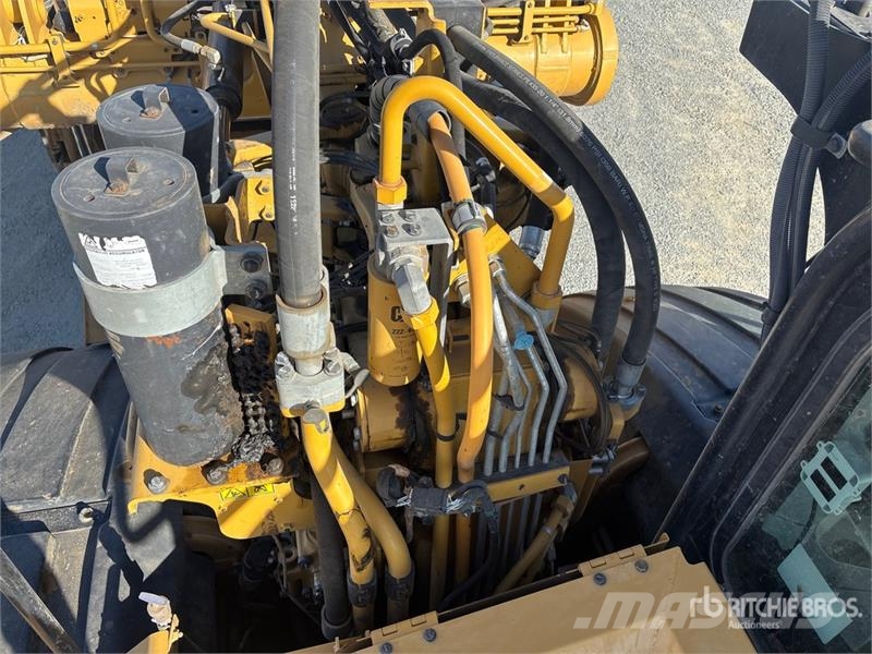 CAT 623K Motor Scraper Elevatoare