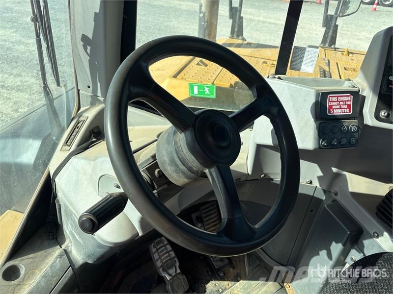 CAT 623K Motor Scraper Elevatoare