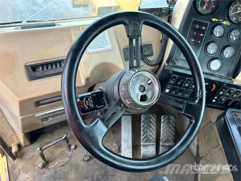 CAT 627F Schaber