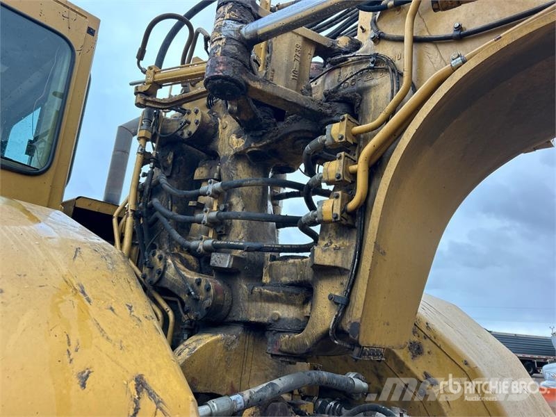CAT 627F Schaber