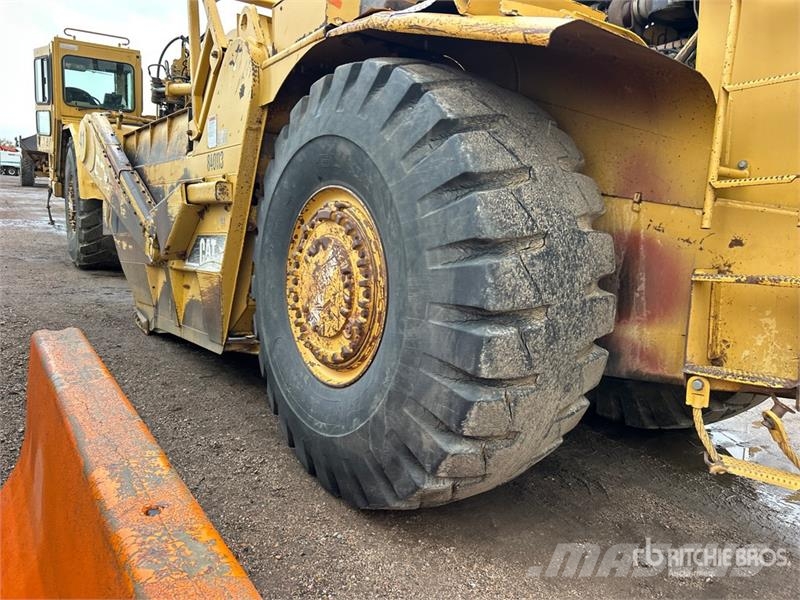 CAT 627F Schaber